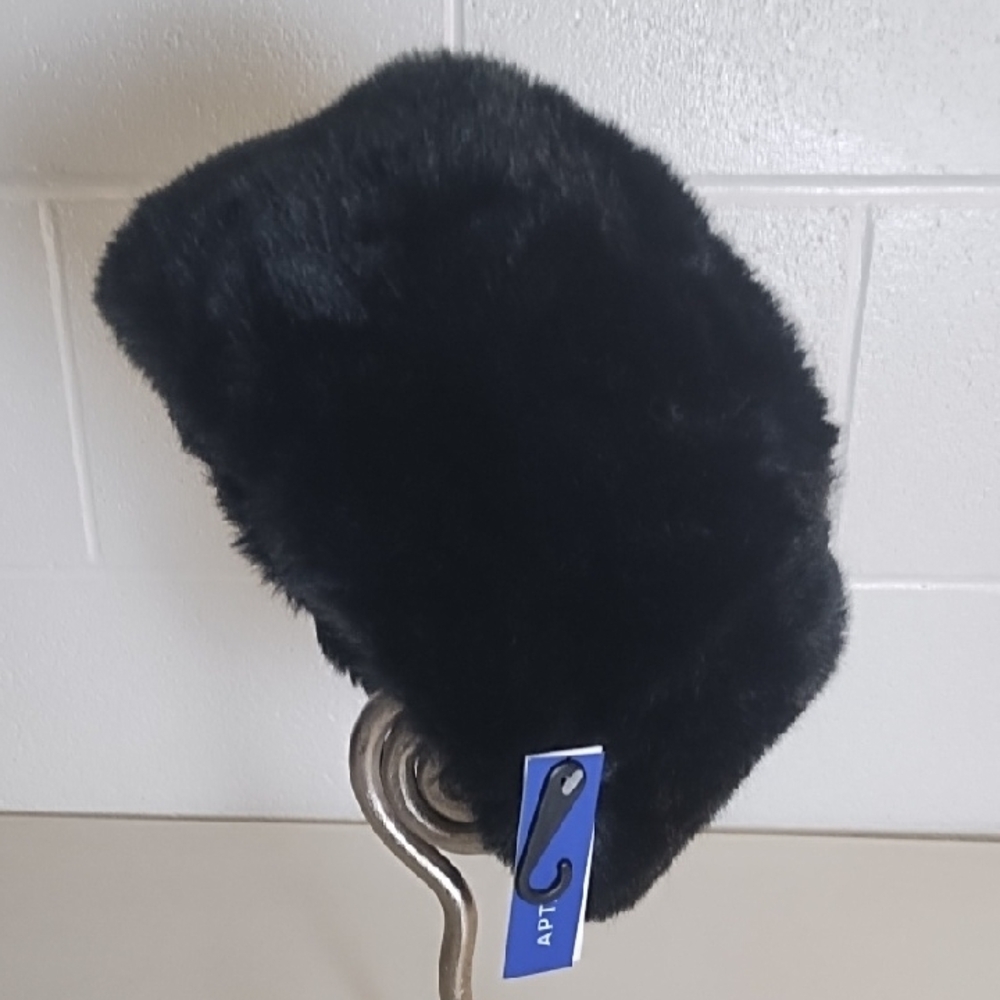 Apt. 9 Black Faux Fur Hat NWT - Picture 2 of 13
